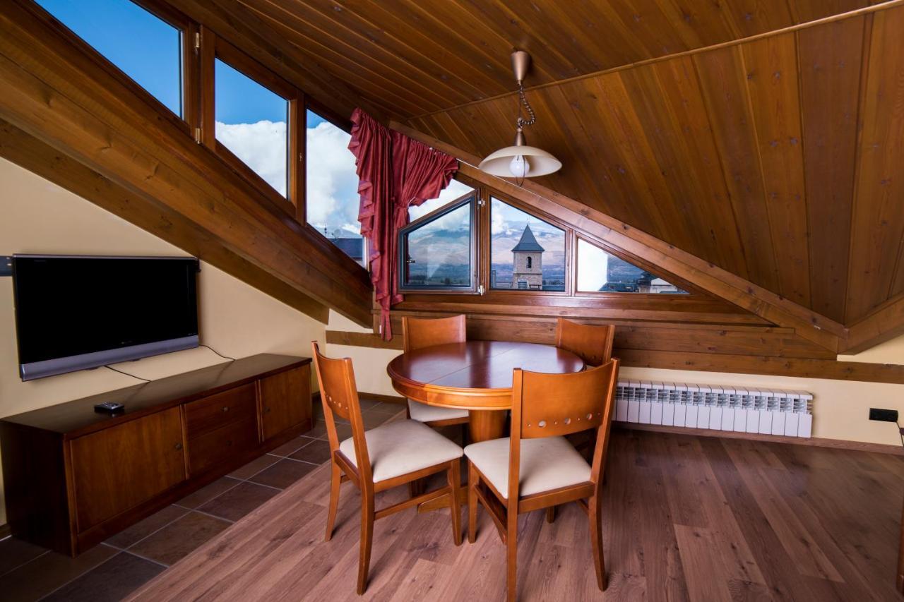 Hotel Roca Alp Luaran gambar