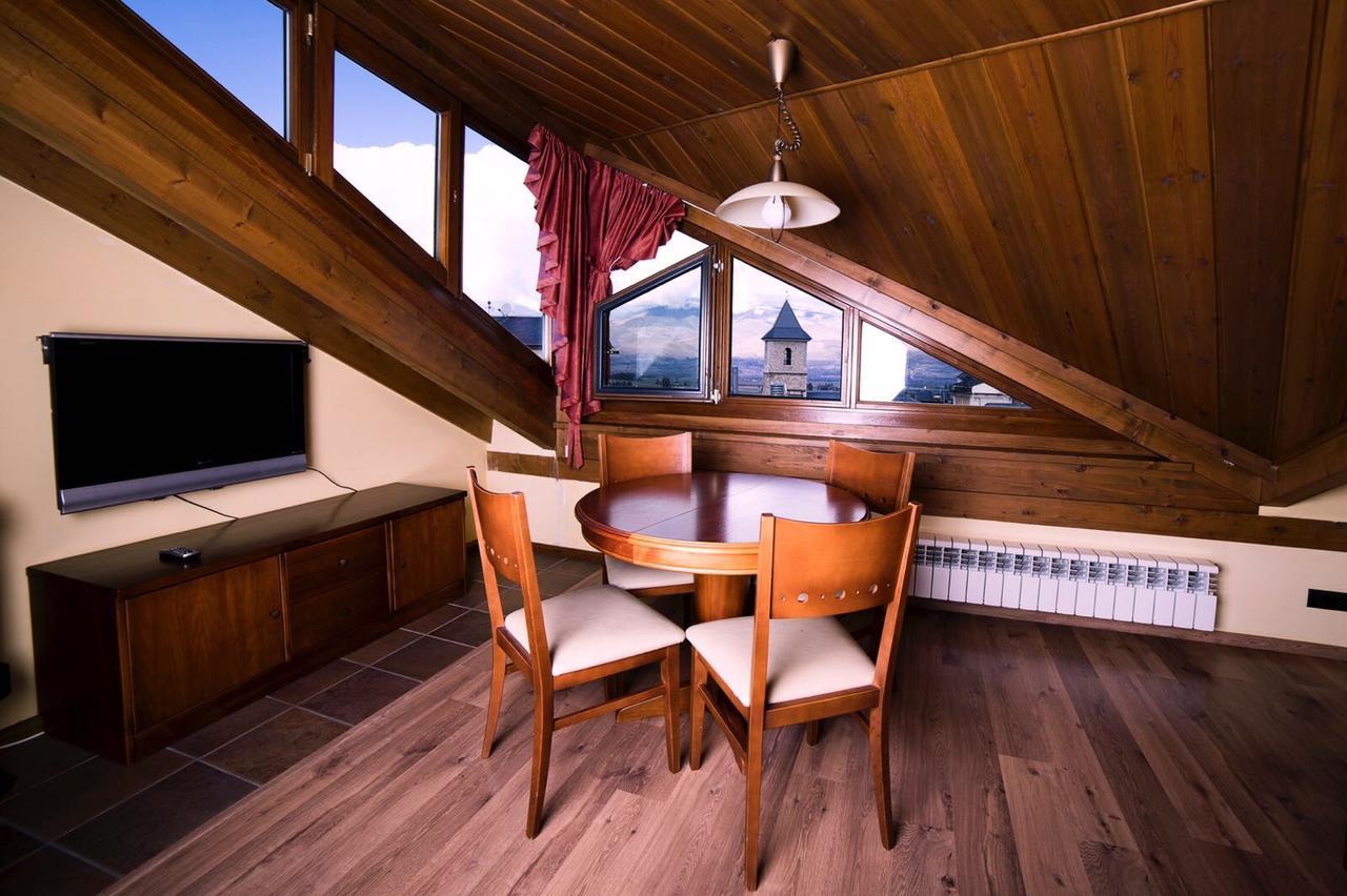 Hotel Roca Alp Luaran gambar