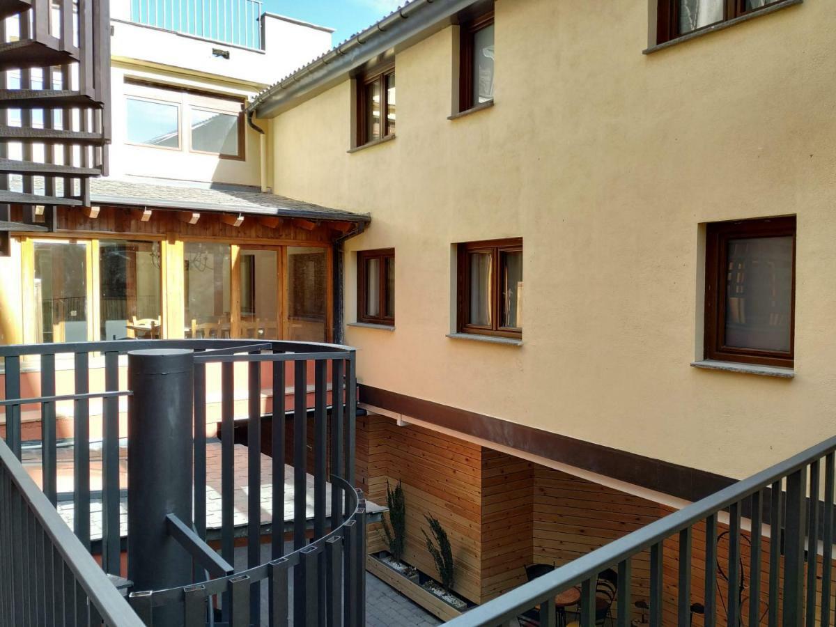 Hotel Roca Alp Luaran gambar